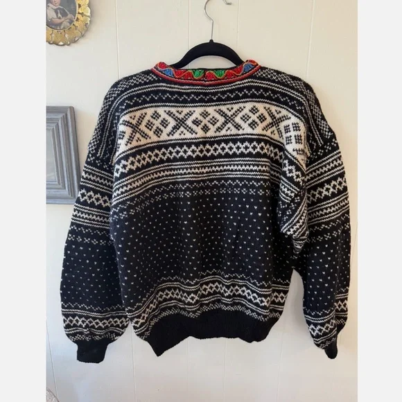 Handmade Nordic Wool Fair Isle Sweater Black Cream Silver Clasps Ribbon - Picture 5 of 5